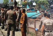 Sukseskan Program Padang Rancak, Kecamatan Lubeg Tertibkan PKL liar dan lapak yang Ditinggal Di Fasum