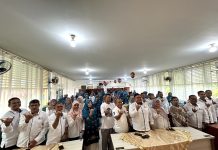 Dosen Departemen Fisika Universitas Andalas Gelar Pelatihan Pemanfaatan AI bagi Guru dan Tenaga Kependidikan SMAN 7 Padang.